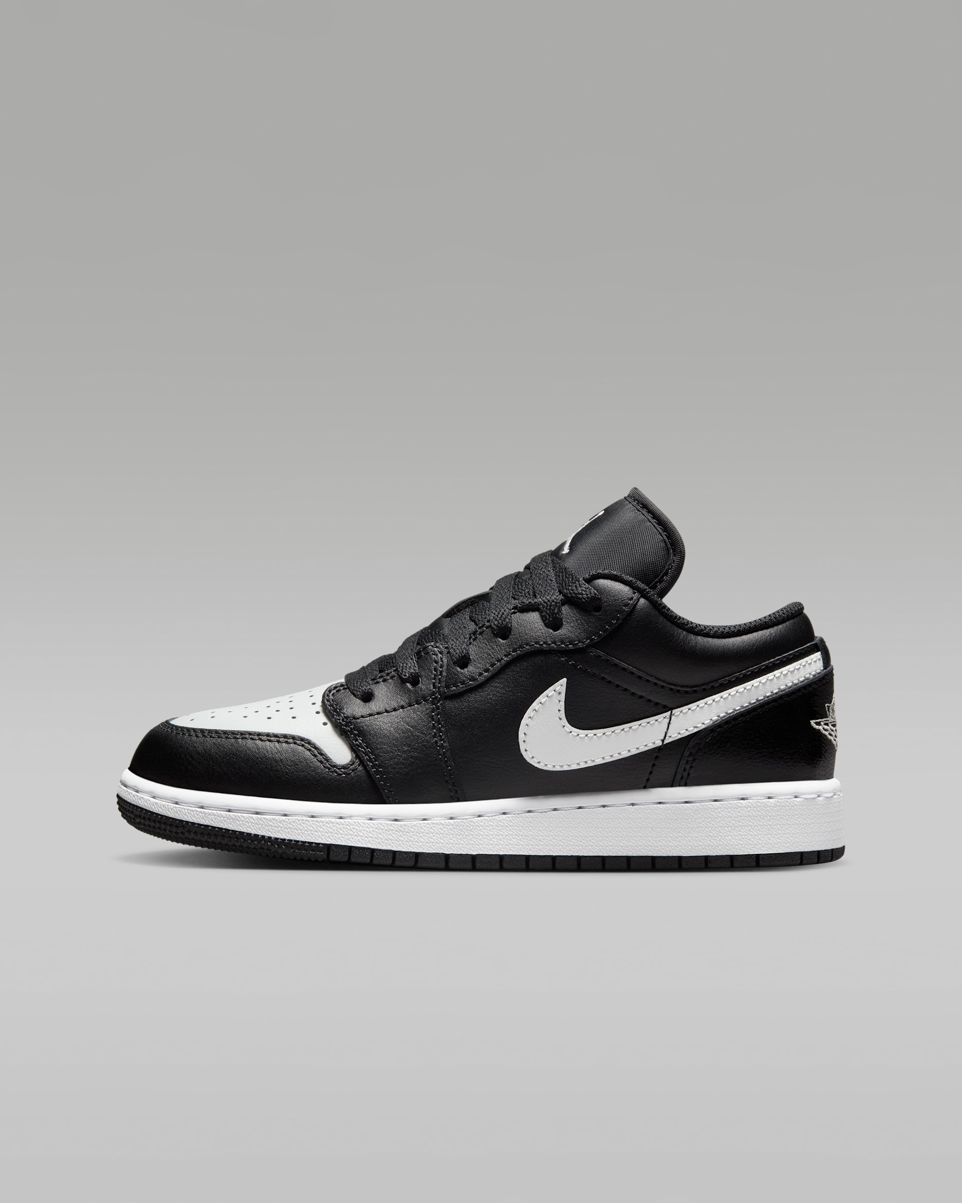 Air Jordan 1 Low Older Kids' Shoes. Nike ID